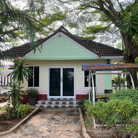 Suanpai Resort Sattahip Zewnętrze zdjęcie